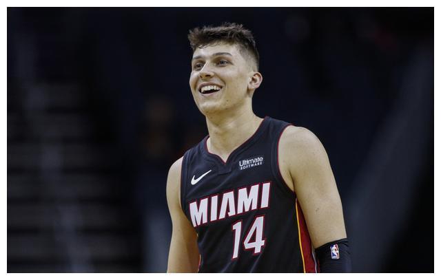 显然在防守 显然在防守