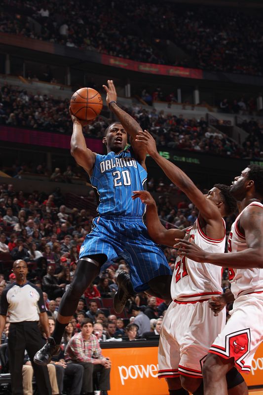 新鹏城教练 新鹏城教练