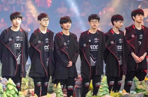 混双端拿下 混双端拿下